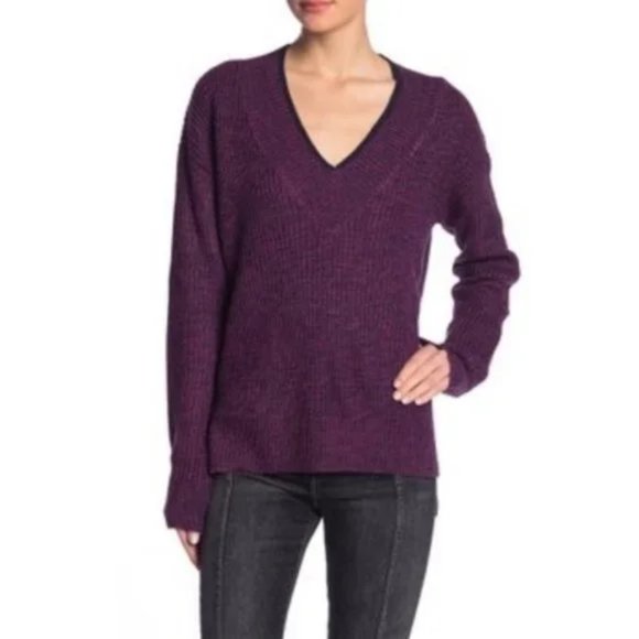 John + Jenn Stitched V Neck Sweater - Picture 1 of 7